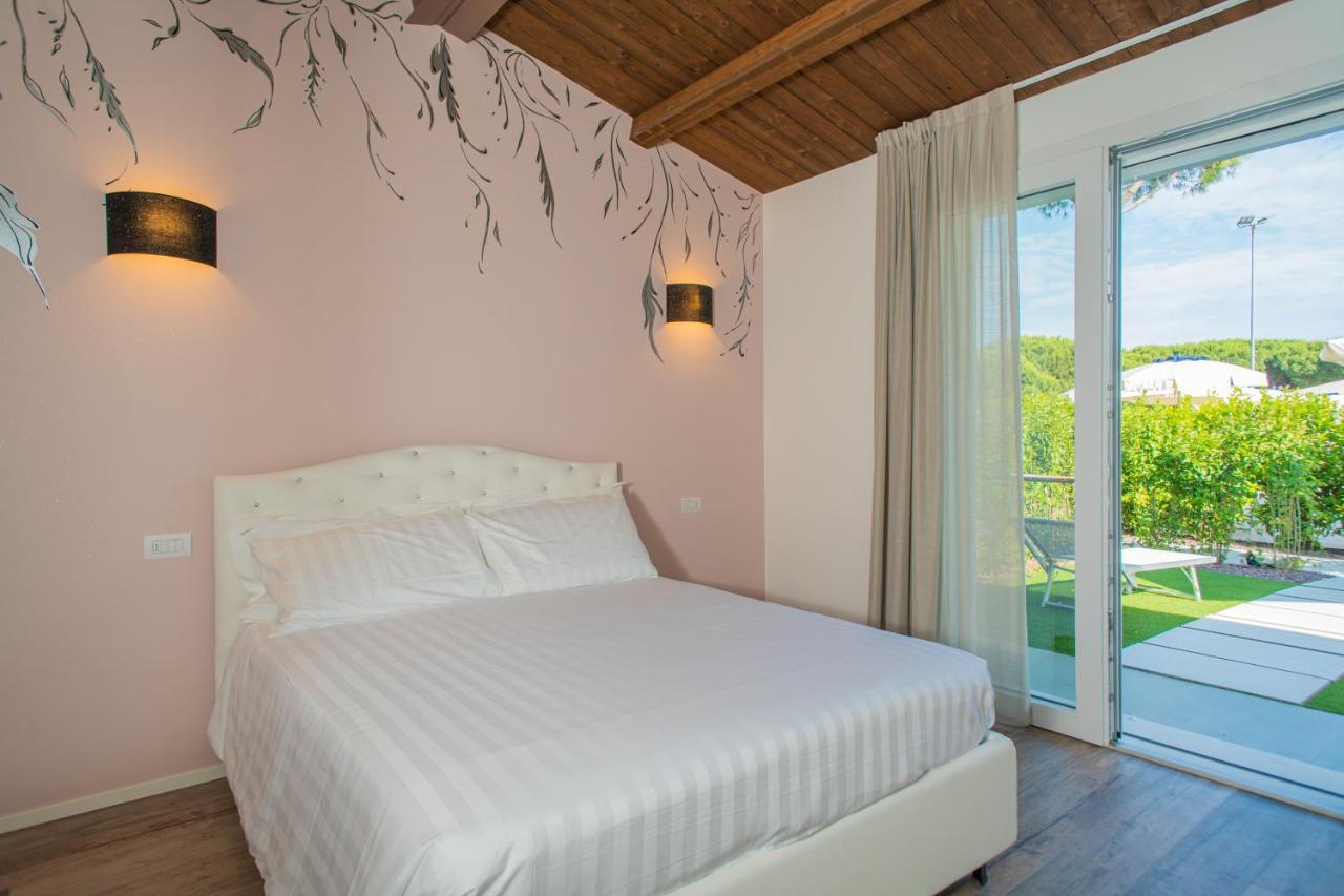 Fiori Di Cardo - Agrimare Villa Cervia Exterior photo