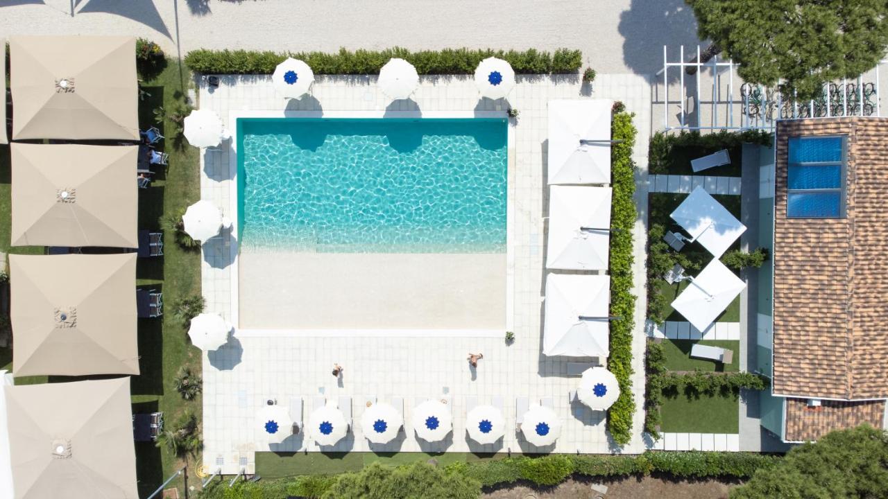 Fiori Di Cardo - Agrimare Villa Cervia Exterior photo